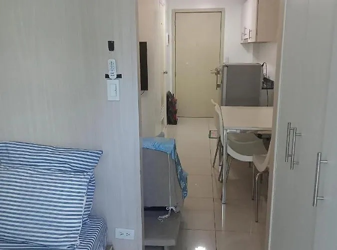 Guest house No Entry No Book Manila